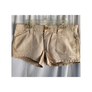 Abercrobie and Fitch light tan cuffed shorts